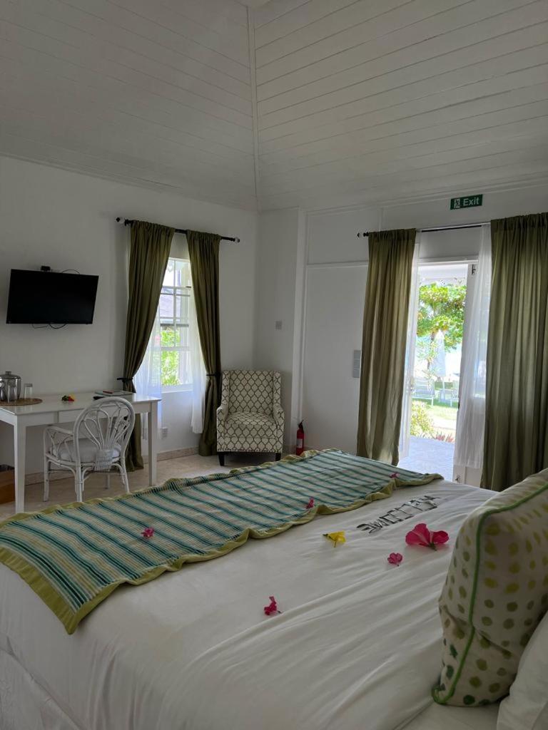 Bequia Plantation Hotel Port Elizabeth Extérieur photo
